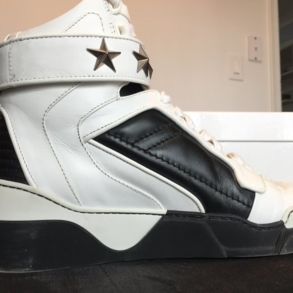 AW14 Givenchy 'Tyson' hightop sneakers - Picture 8 of 15